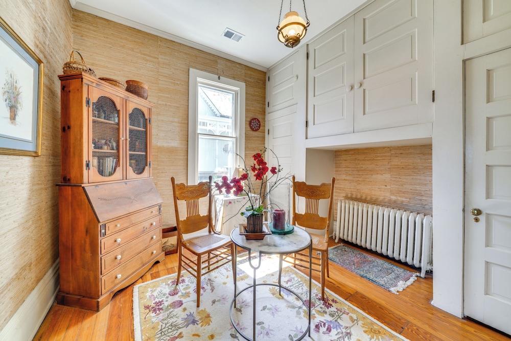 Historic & Spacious Family Home in Nicholasville!
