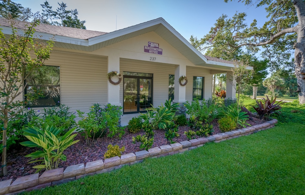 Sun Retreats Crystal River