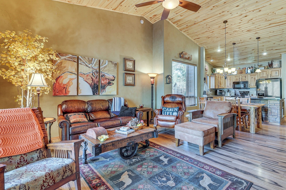 Rustic Retreat w/ Spacious Deck in Show Low!