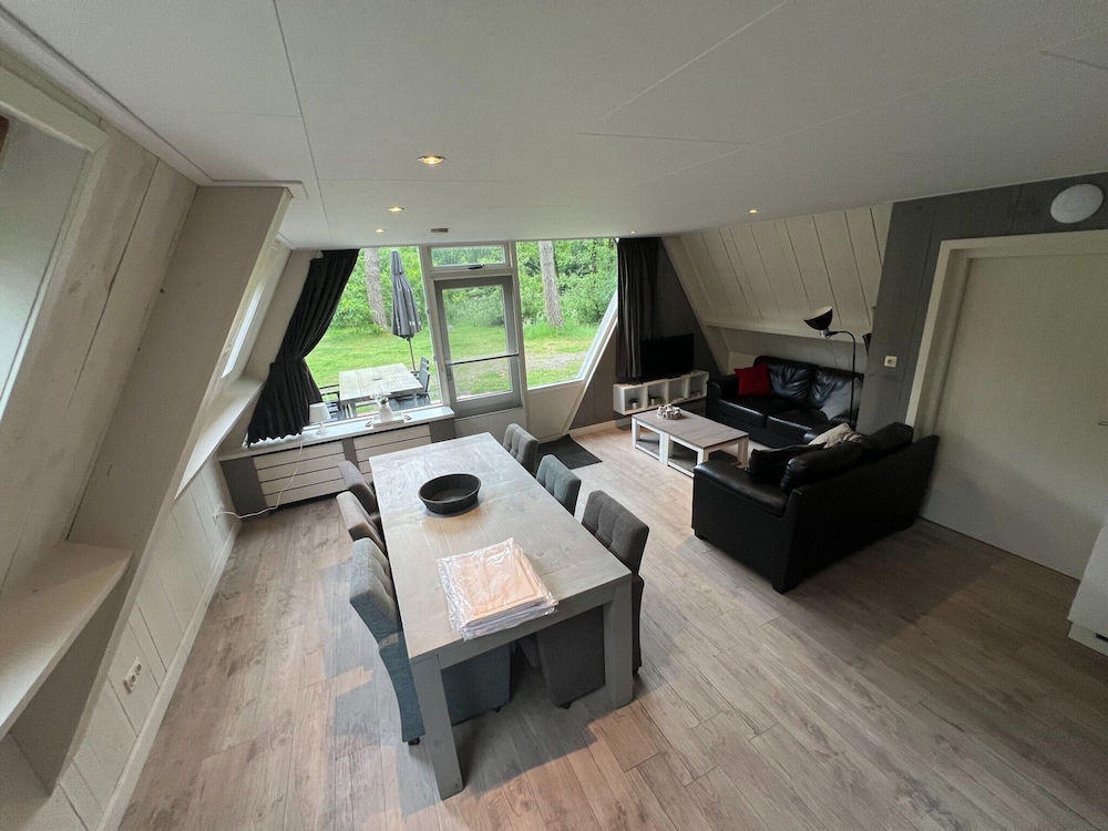 Bungalow in Limburg Near Nature Reserve view 5