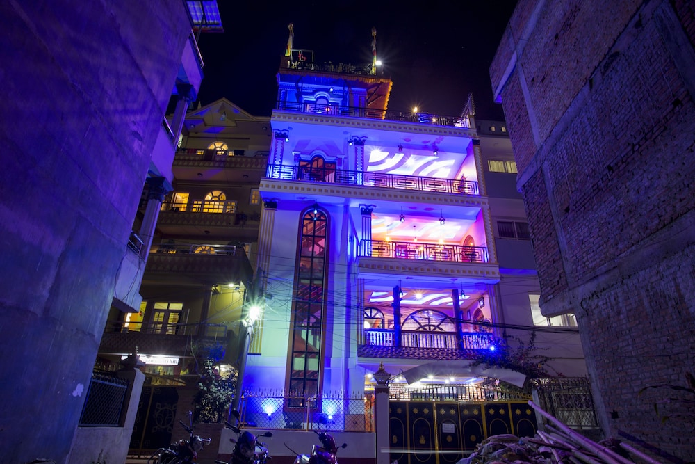 BLUE MOUNTAIN HOME STAY