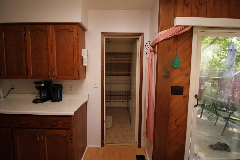 3 Bdrm Country Cottage - Main House - Rosewood Cottages