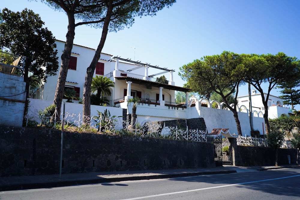 Villa Magiolina
