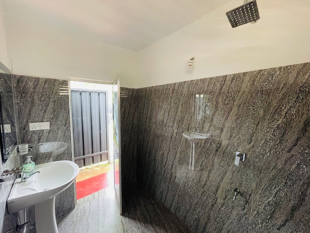 Sigiri Serenity Hostel