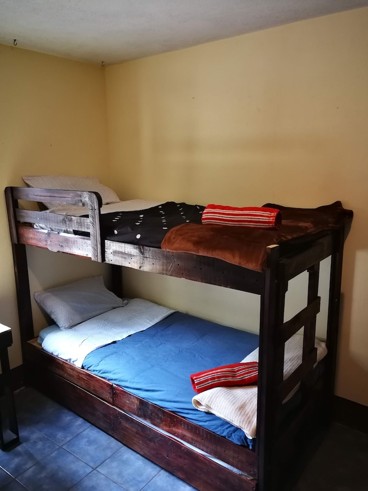 Casa I'X - Hostel