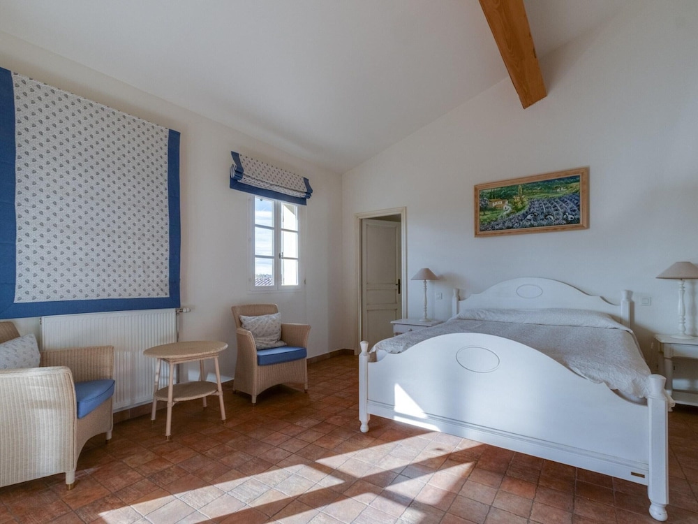 Relaxing La Motte Hideaway for a Group