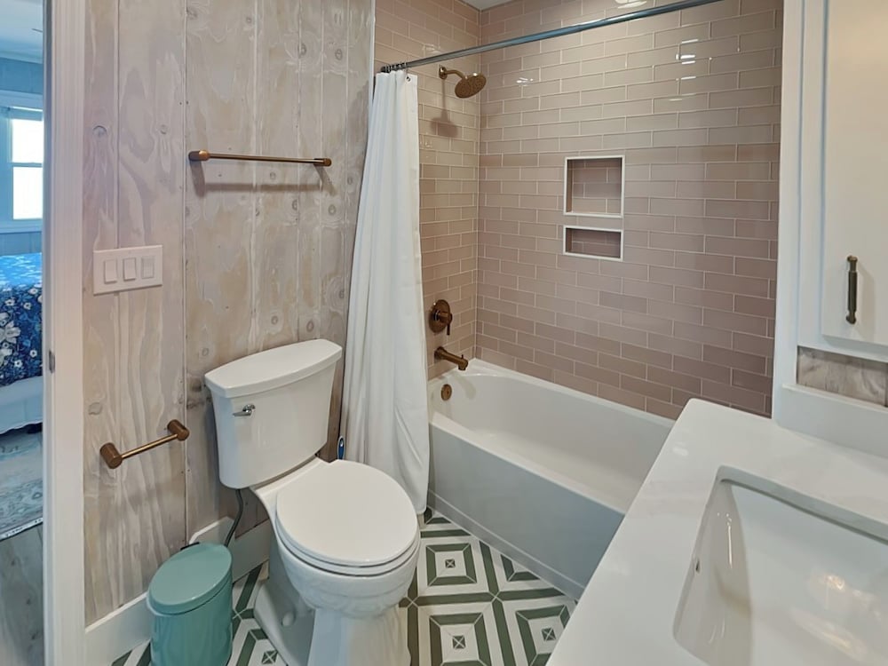 The Hydeaway by Topsail Realty