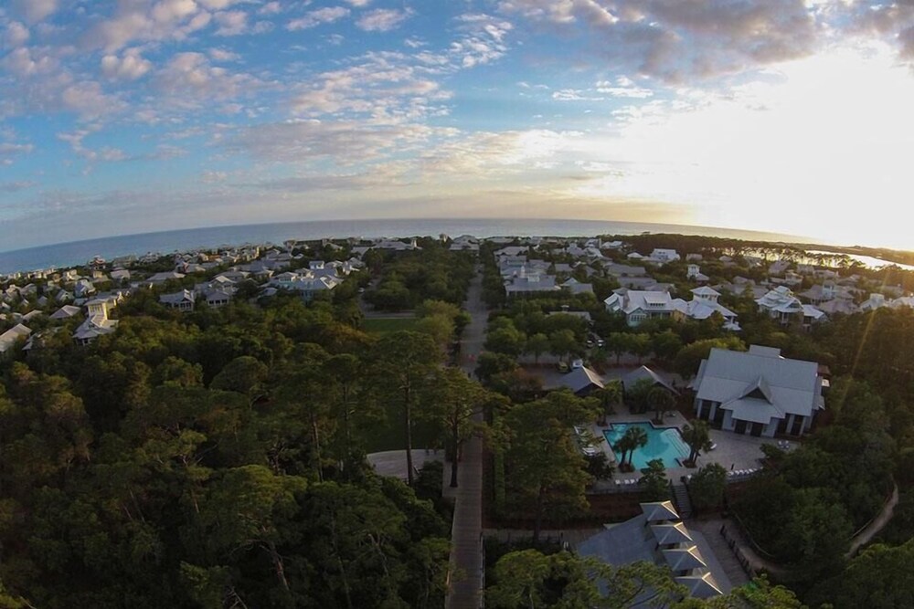 Blissful Shores 7 Bedroom Holiday Home by Five Star Properties