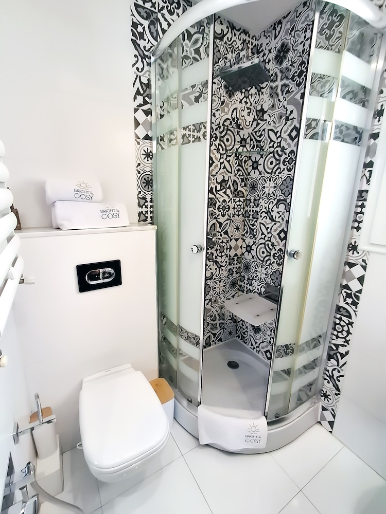 L'Orchidée - Luxury Suites