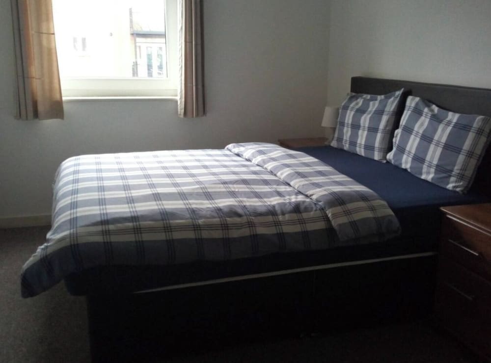 Bushwood, Ldn 2bed Apt-balcony-parking