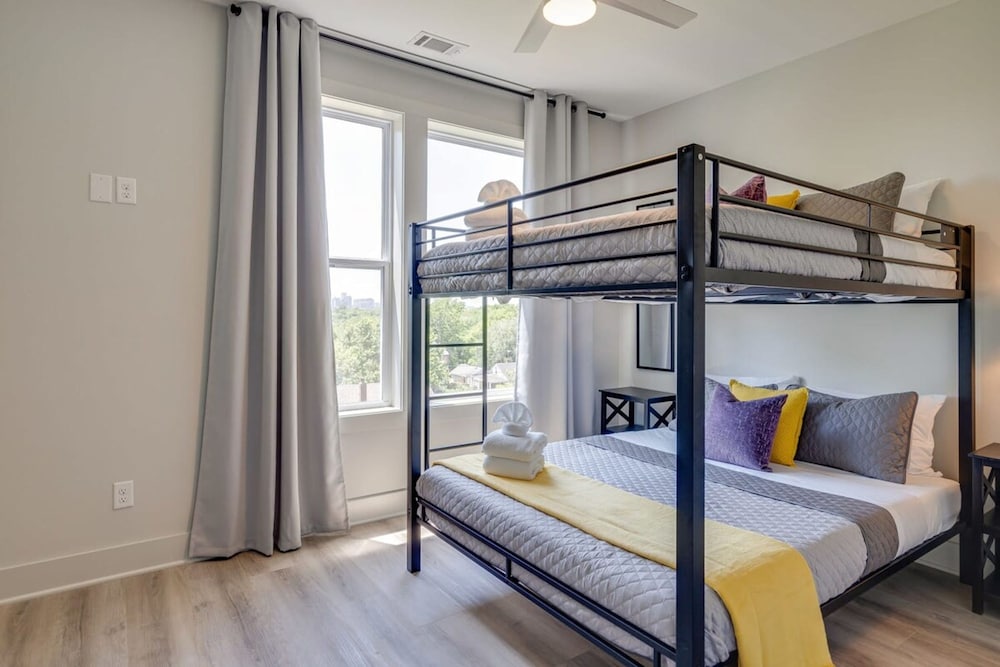 East Nash Double - 26 Beds Booking Fast