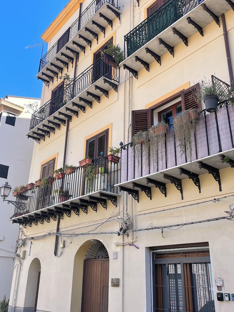 Secretplace Palermo