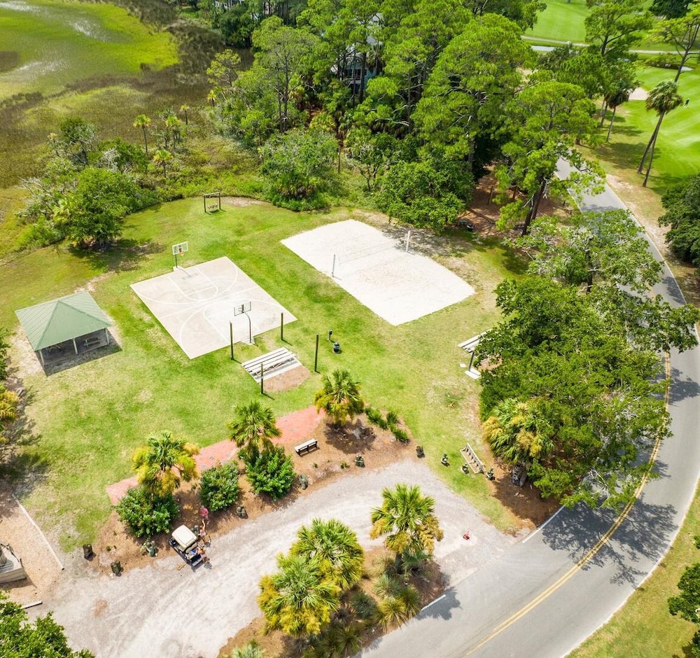 Distinctive Island Living - 835 Bonito Rd, Fripp Island