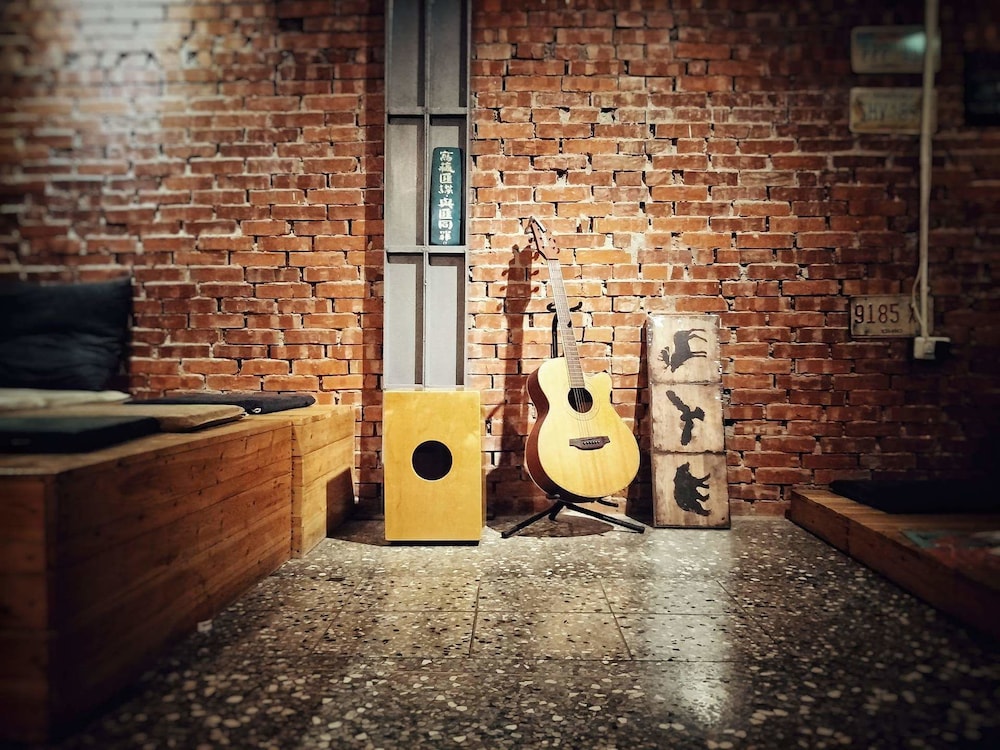 Lane62 Hostel
