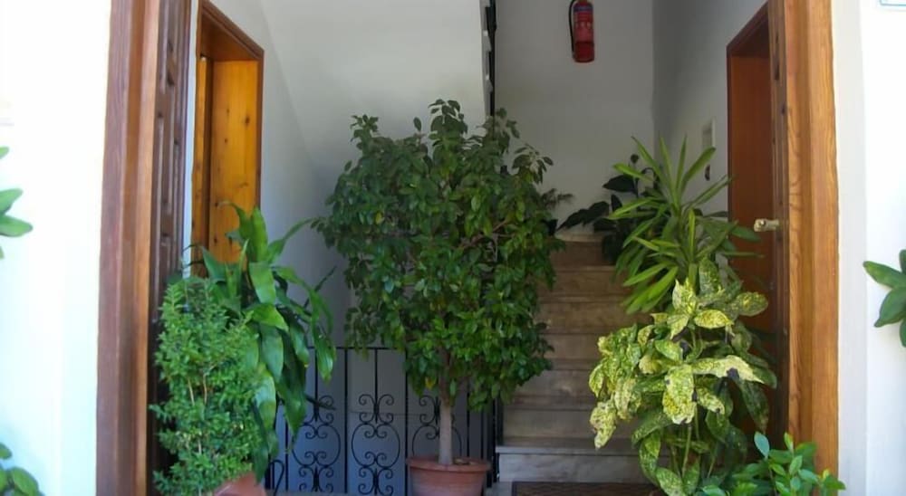 Samaria Pension & Restaurant