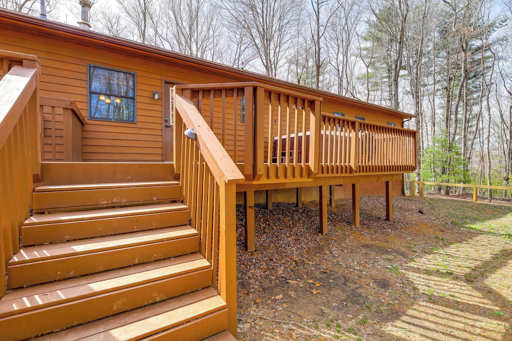 Deer River Retreat: Cabin Feel w/ Modern Touches