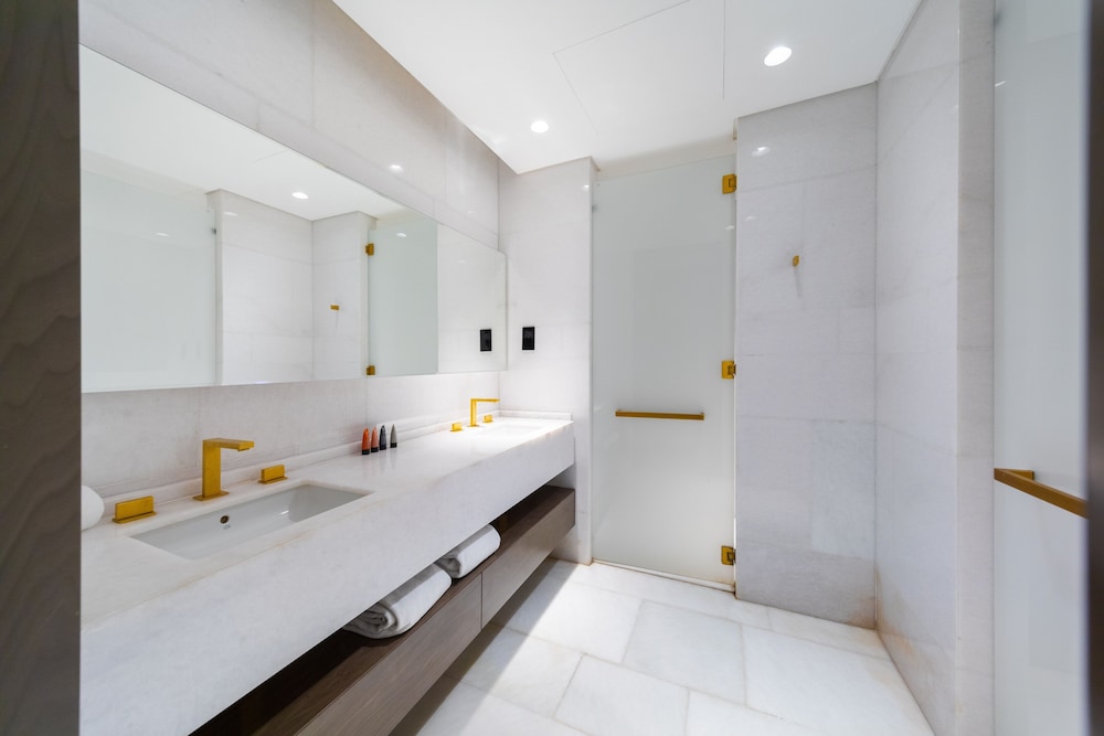 EDEN'S Homes & Villas - FIVE Residences