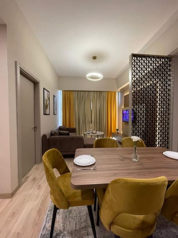 Special 2 1 Suite Apartment Near Mall of Istanbul