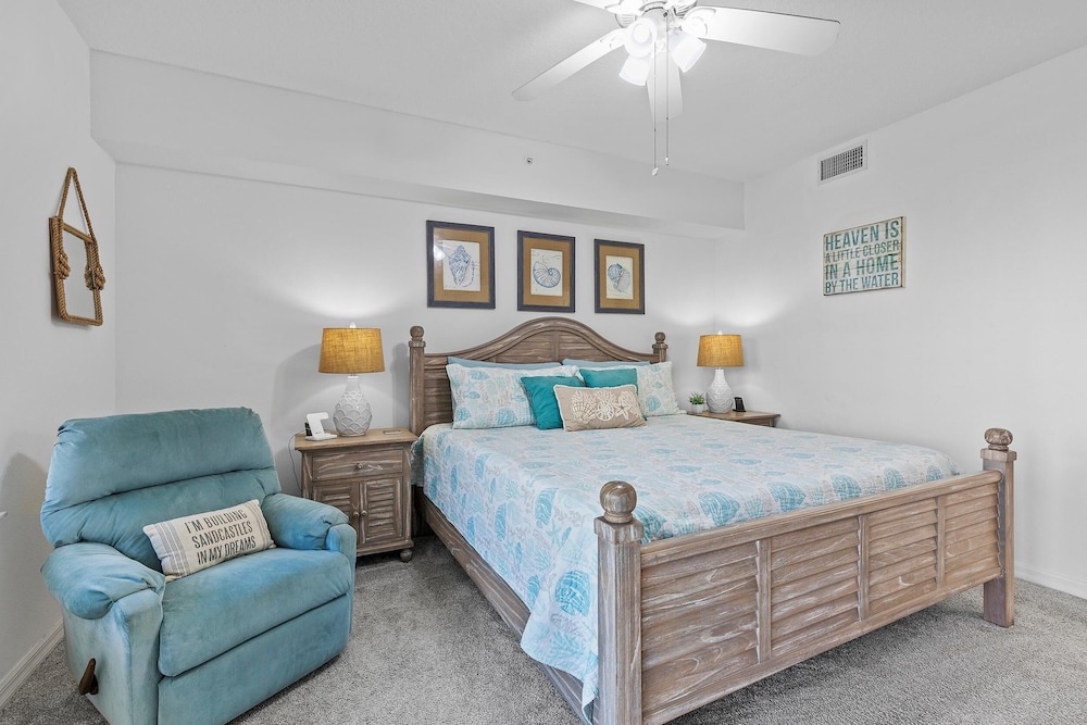 Oceanwalk 1-303
