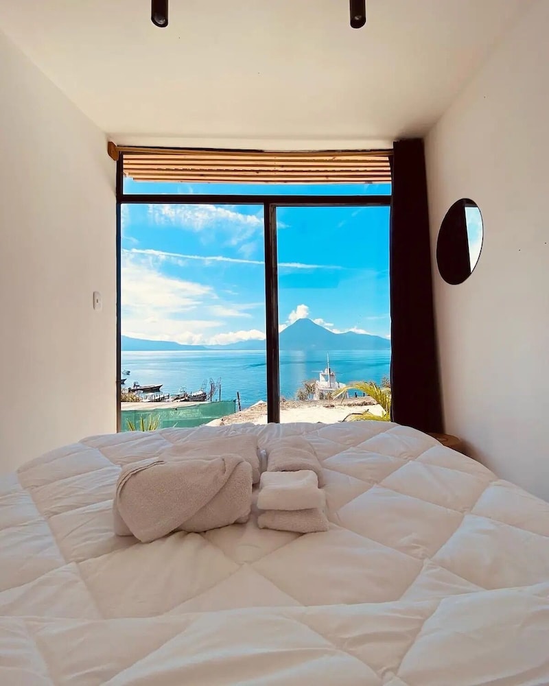 Club Azul Rosa VIP Guest Rooms view 4