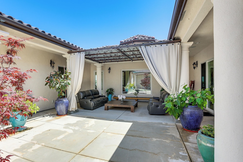 8 Mi to Lodi Lake: Luxe Home w/ On-site Vineyard