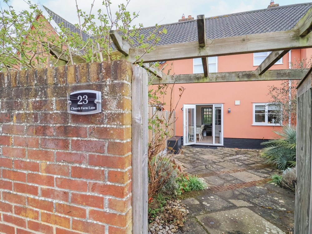 23 Church Farm Lane