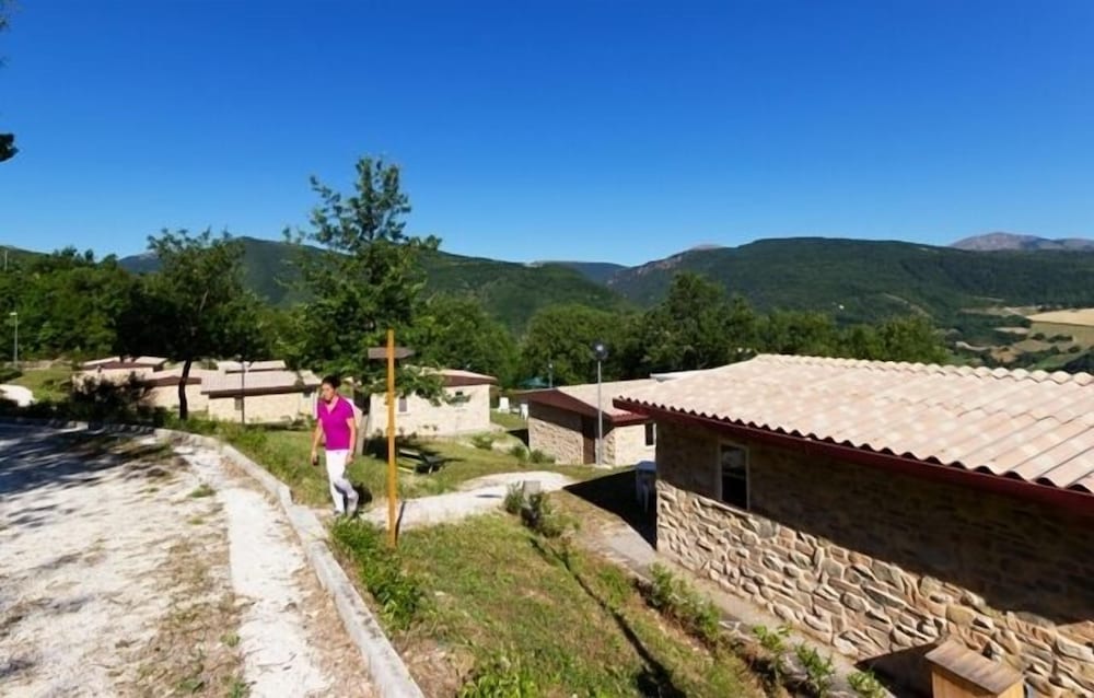 SOS Sporting Village