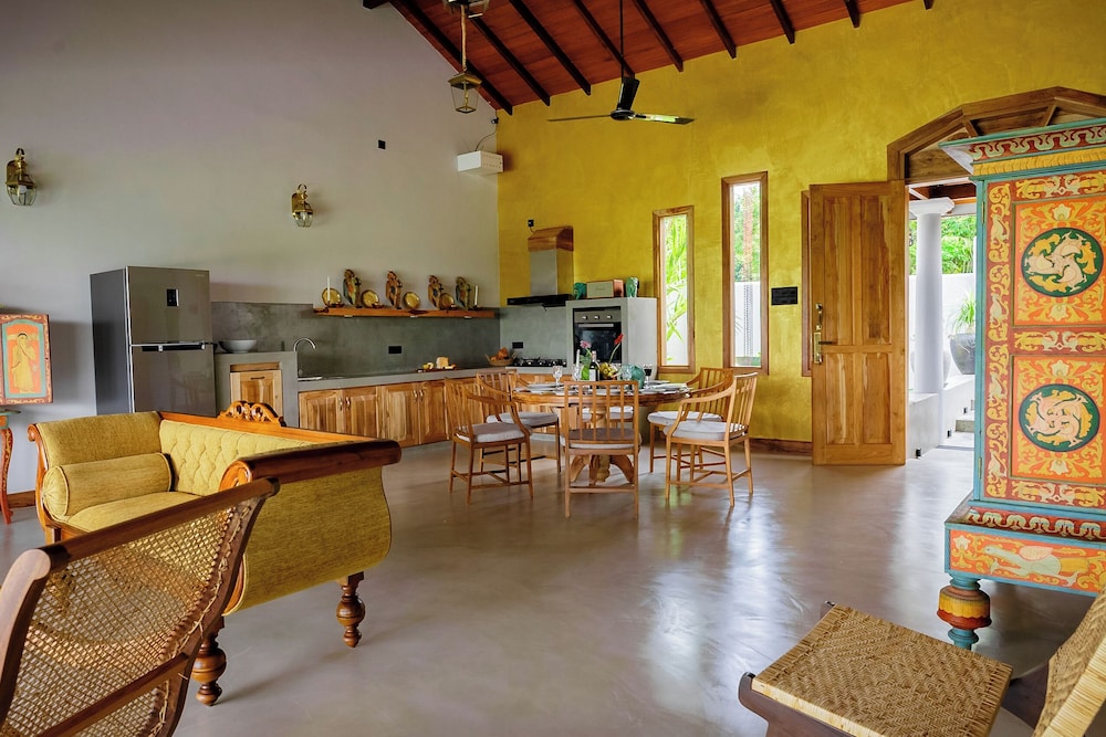 Villa Monkey House