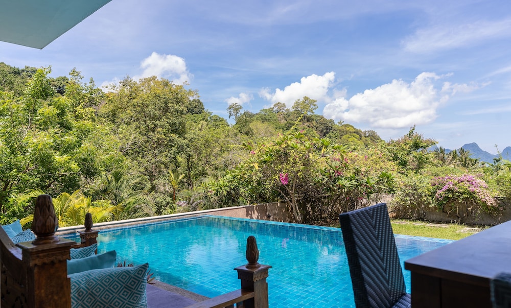 Villa 4 Luxury Private Pool Villa photo 4