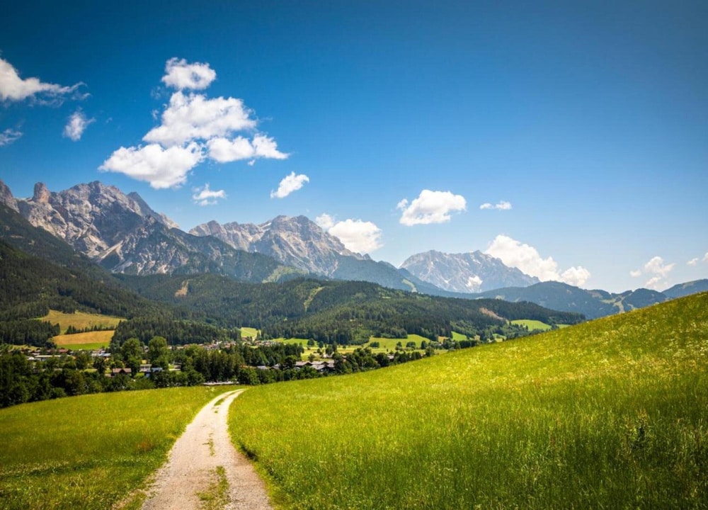 Appealing Apartment in Saalfelden Near Lake