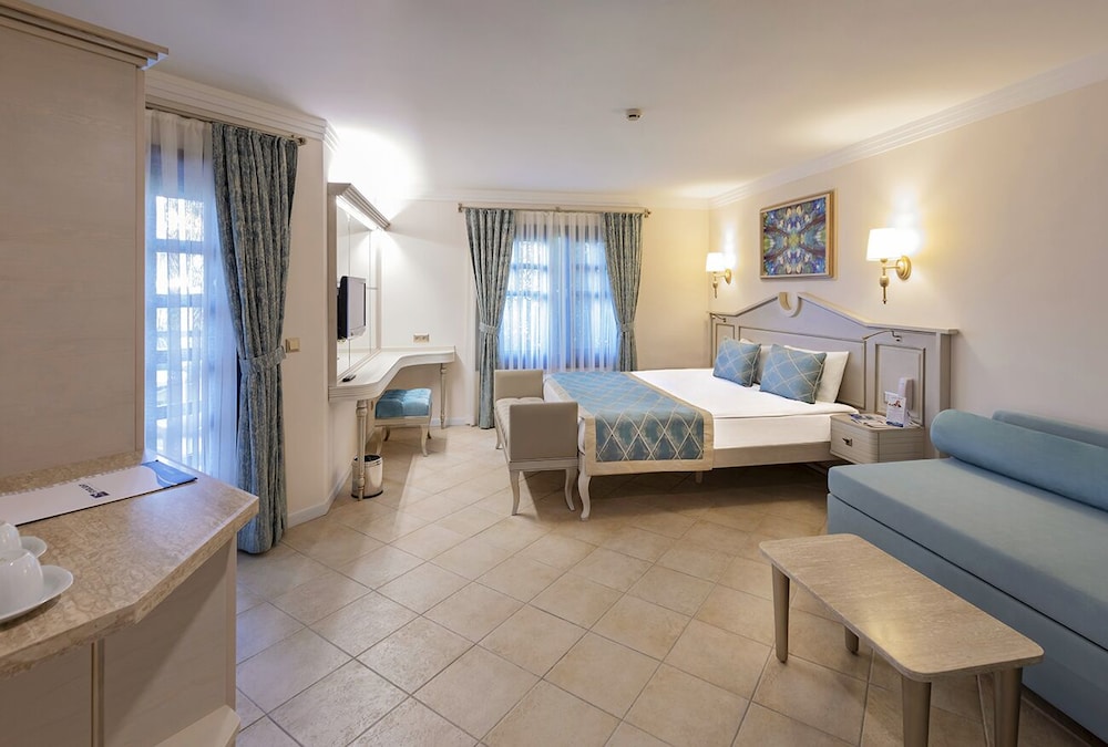 Sunrise Resort Hotel - All Inclusive