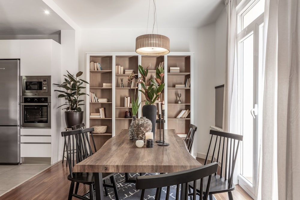 Yangambi - 2 Bedrooms and Office in Lista