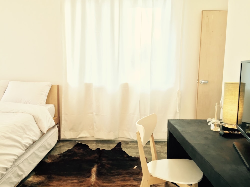 House740