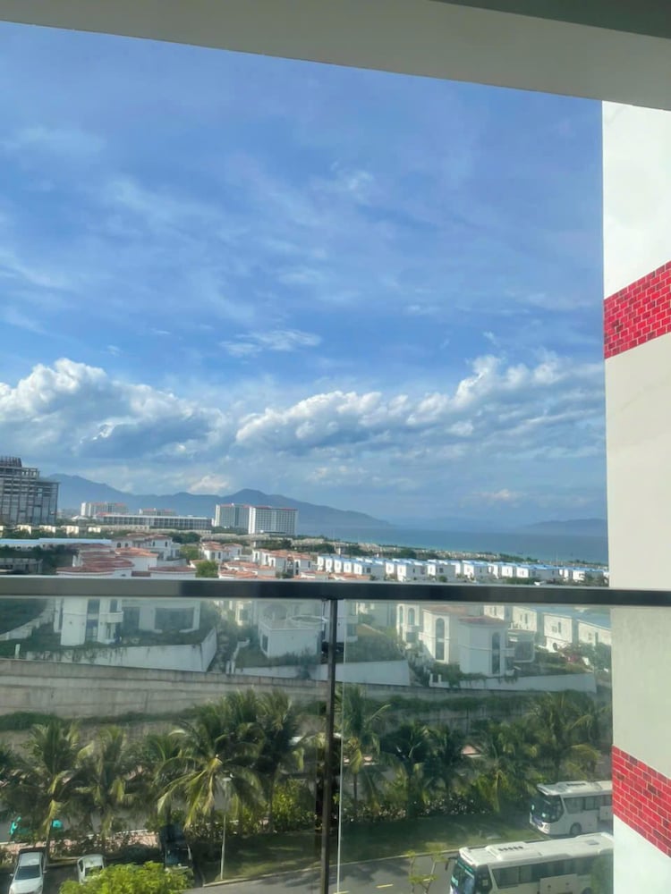 AirPort Cam Ranh Resort