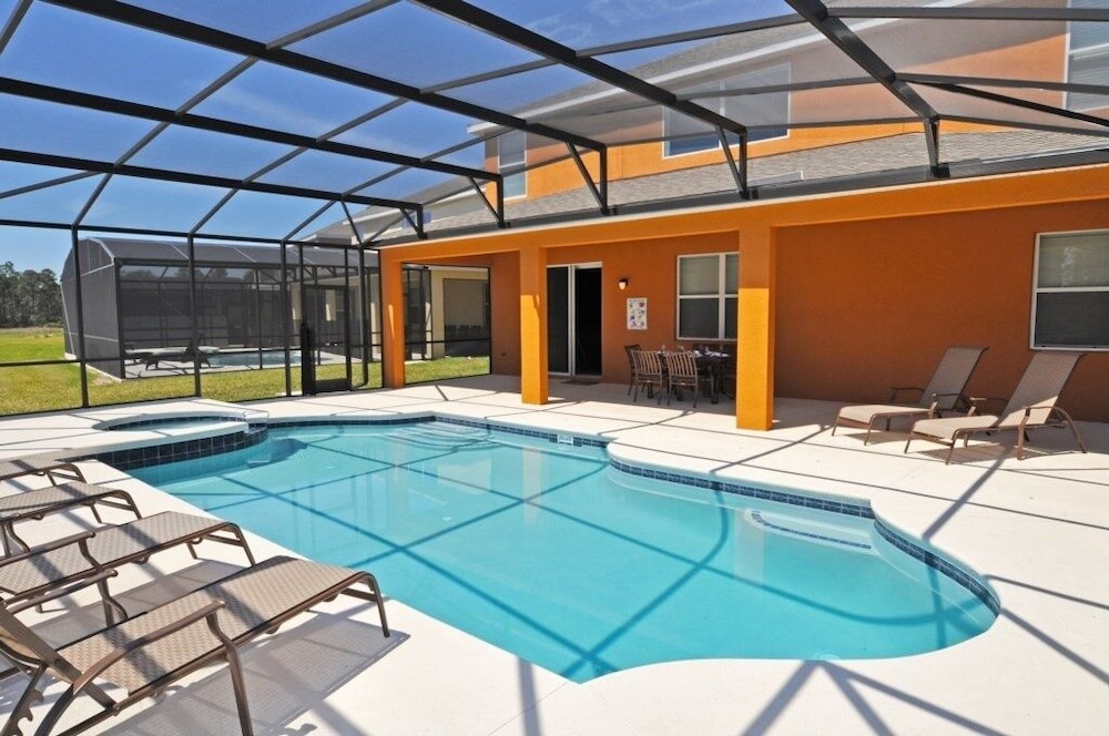 Beautiful Watersong Resort Pool Hm Spa Gm-733oc 5 Bedroom Home by RedAwning view 3