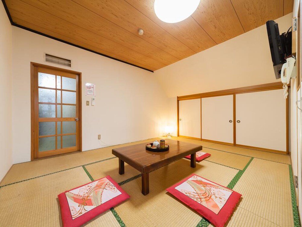 Petit Hotel P-Bow
