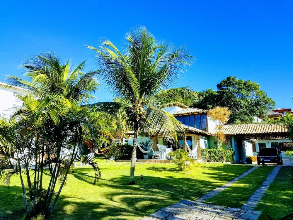 Linda casa a 150 mts da Praia Ferradura