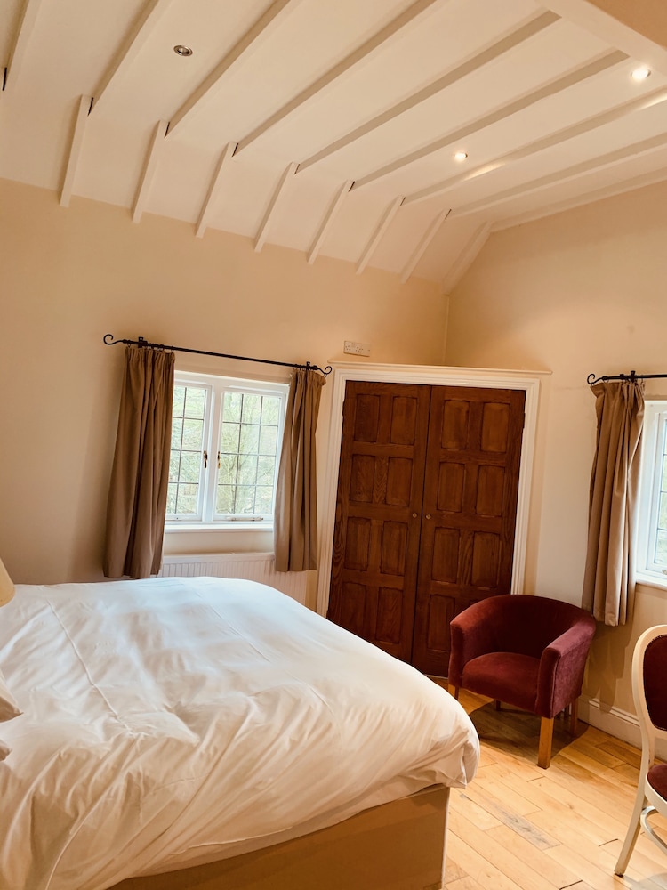 Shepton Mallet Vacations - The Thatched Cottage Inn - Property Image 46