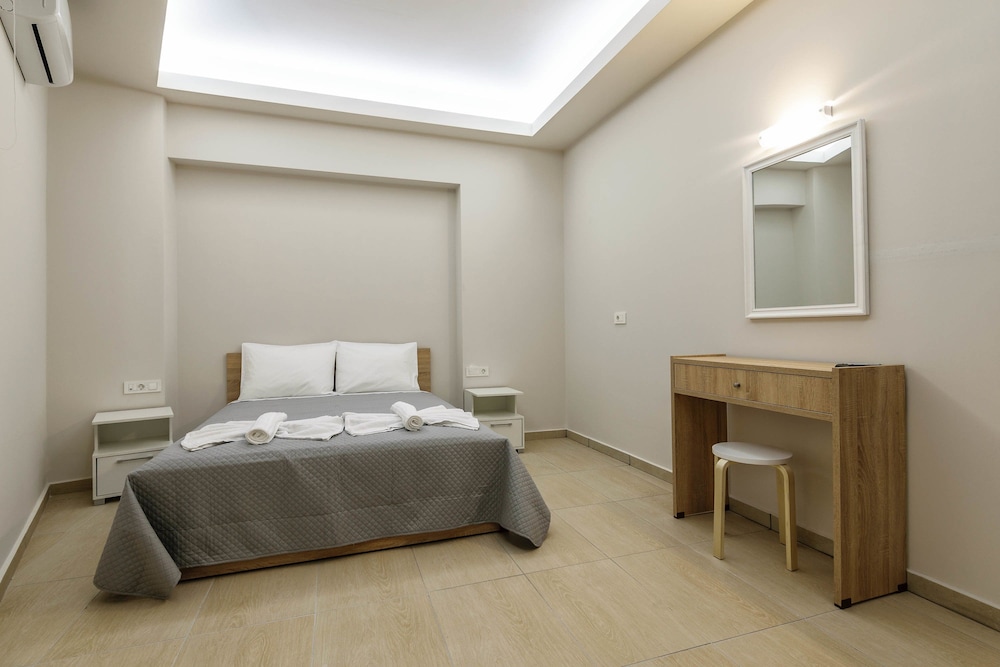 Irene Studios & Apartments