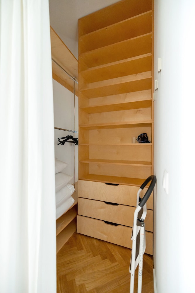 Family Apartment in Center by Renters view 5