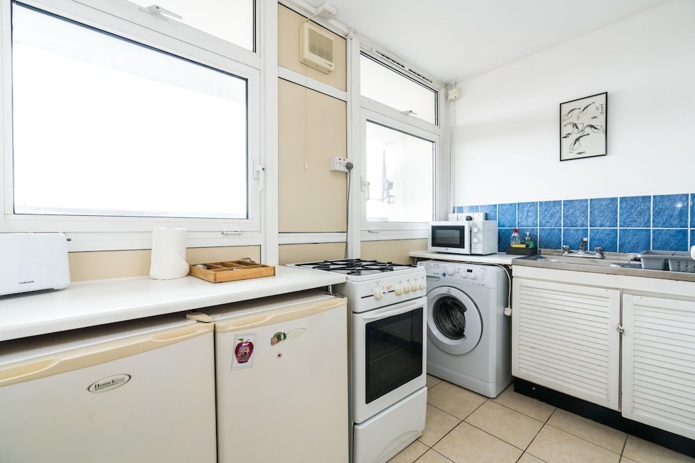 A Skyhigh Stay for 2 in Vauxhall London