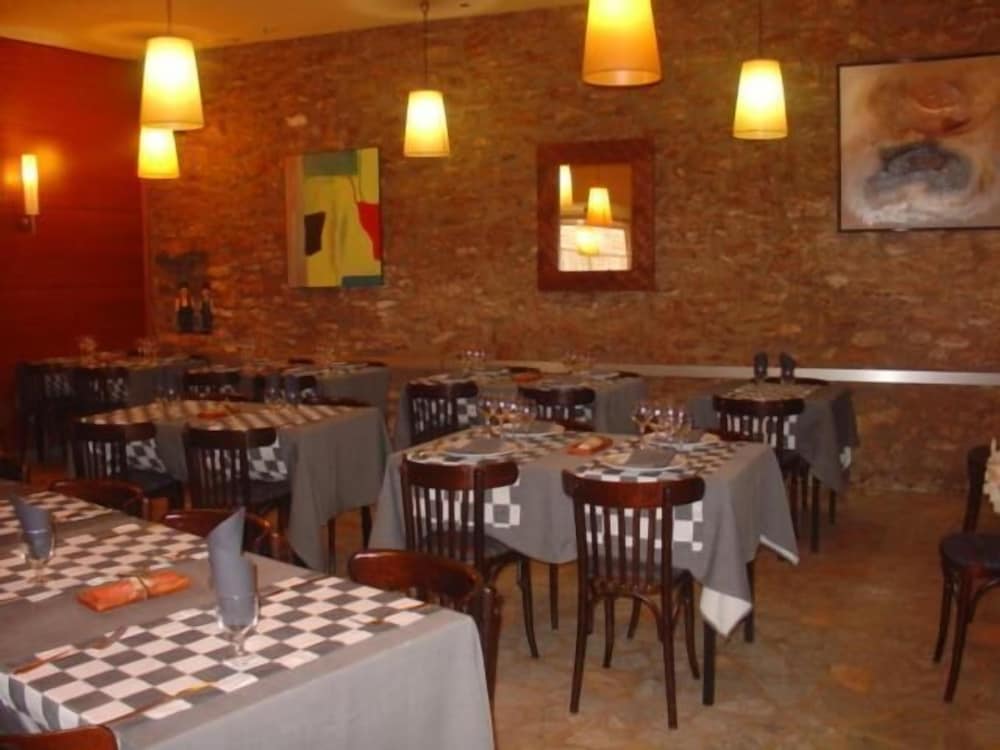 Hostal Restaurante Arasa