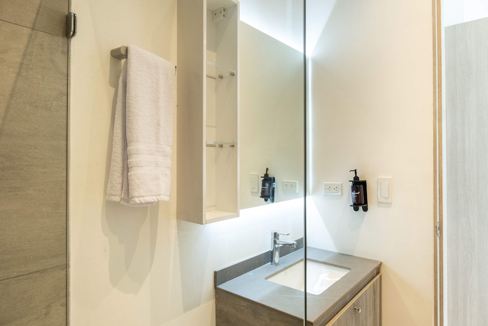 w Beautiful Loft in the Heart of Bocagrande