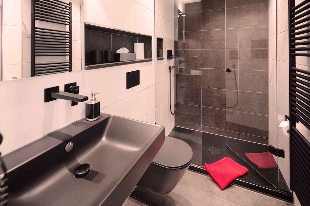 ney.land apartments
