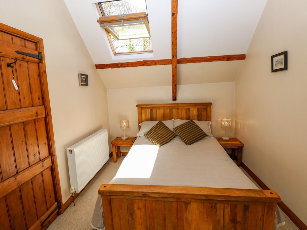 1 Mill Farm Cottages view 3