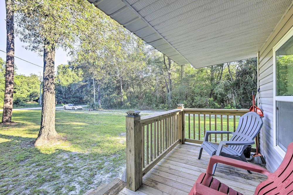 Updated Home Near Manatee Springs State Park!