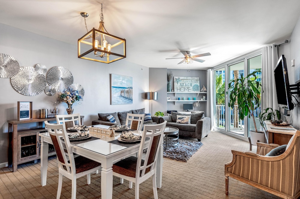 Palms Resort #2307 JR 2BR