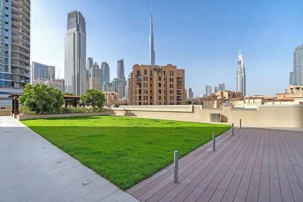 Vogue Downtown Walk to Burj & Dubai Mall