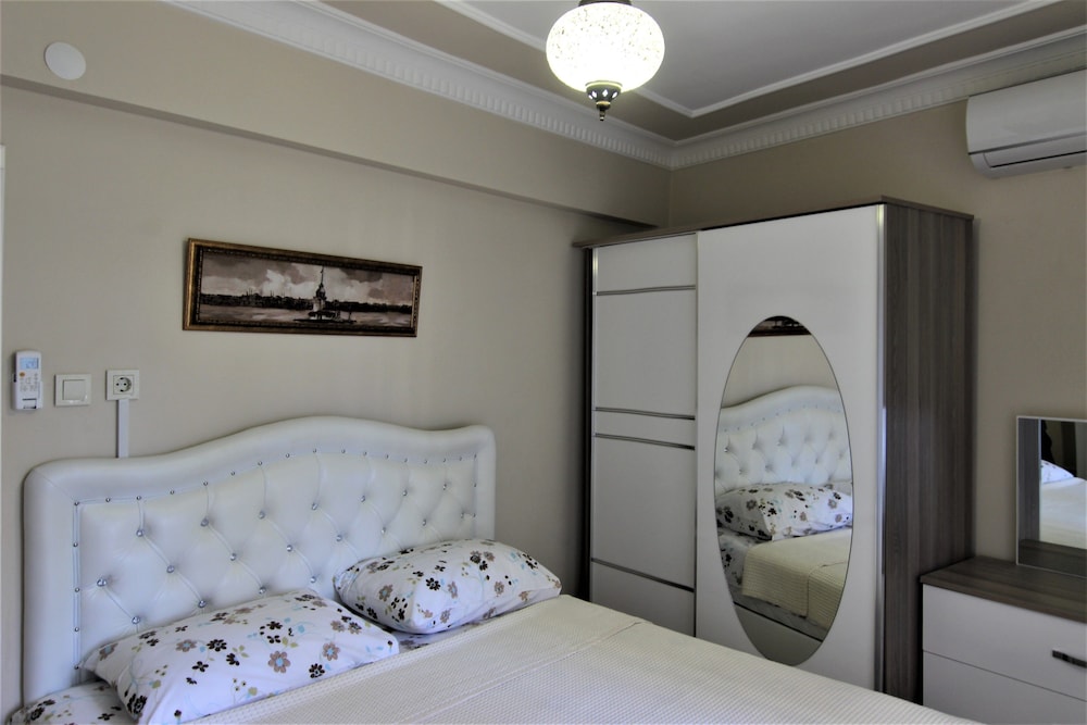 Yılmaz Apart