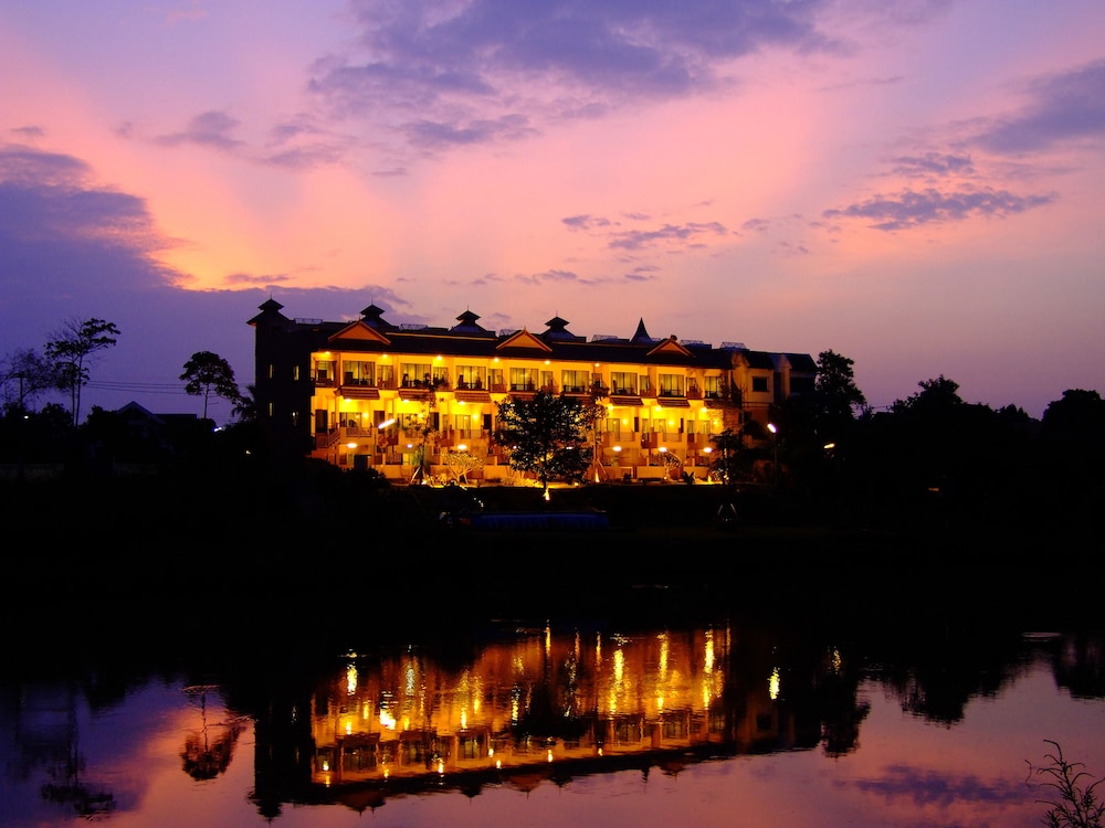 Villa San Pee Seua
